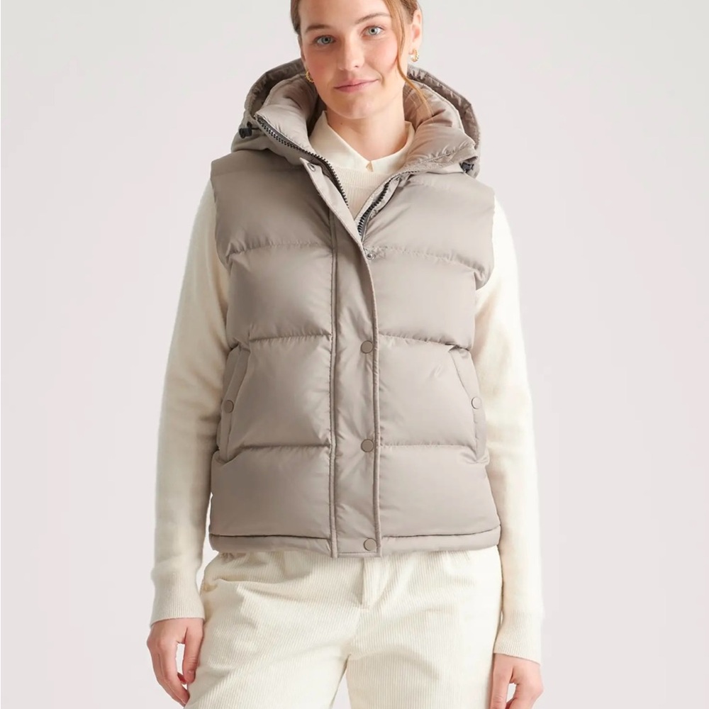 NWT Quince Taupe Down Puffer Vest